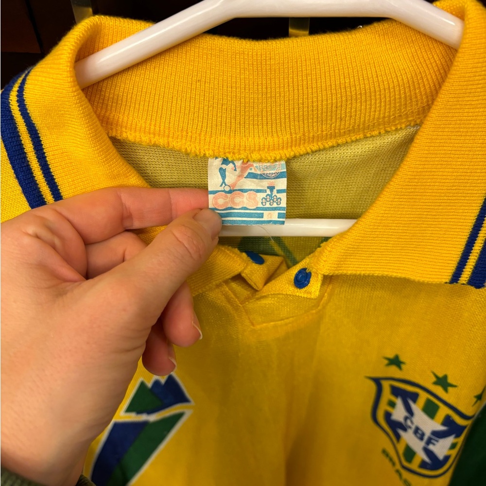 Vintage men’s World Cup Brazil jersey - Picture 2 of 3